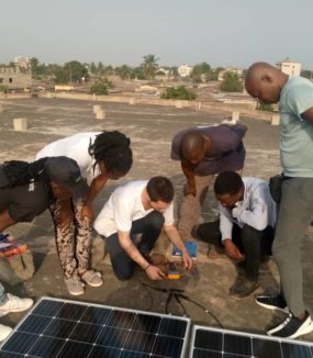 A financer. Electrifier un bâtiment pour étudiants à Lomé (Togo)