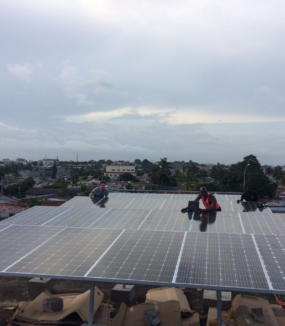 Terminé : Electrifier un bâtiment pour étudiants à Lomé (Togo)
